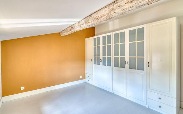 Appartement à vendre    3 pièces • 59 m2 Albigny-sur-Saône
