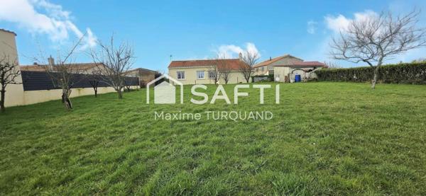 Pavillon plain-pied 104m², 3 chambres, 1200m² de terrain.