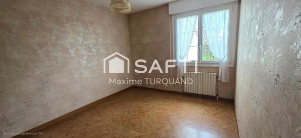 Pavillon plain-pied 104m², 3 chambres, 1200m² de terrain.