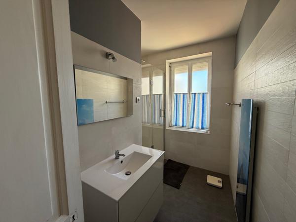 Saint-Georges-de-Didonne (17110) 

CENTRE VILLE INTRA MUROS