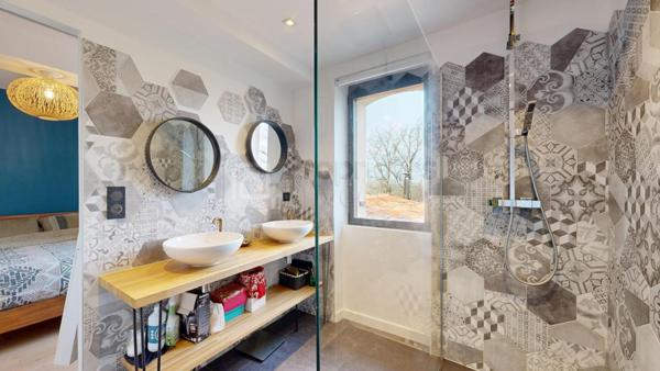 Maison de village T4 rénovée au coeur du village