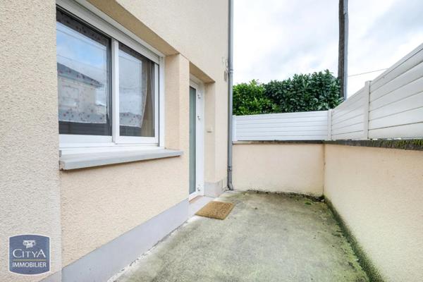 Immeuble à vendre 244m²
