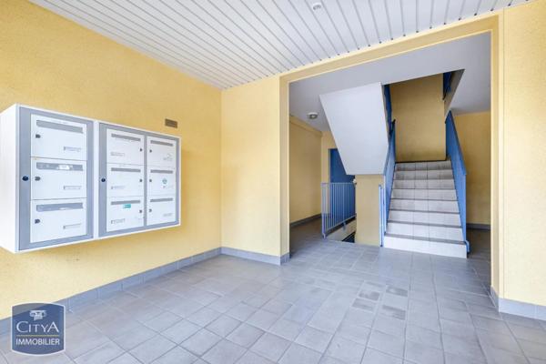 Immeuble à vendre 244m²