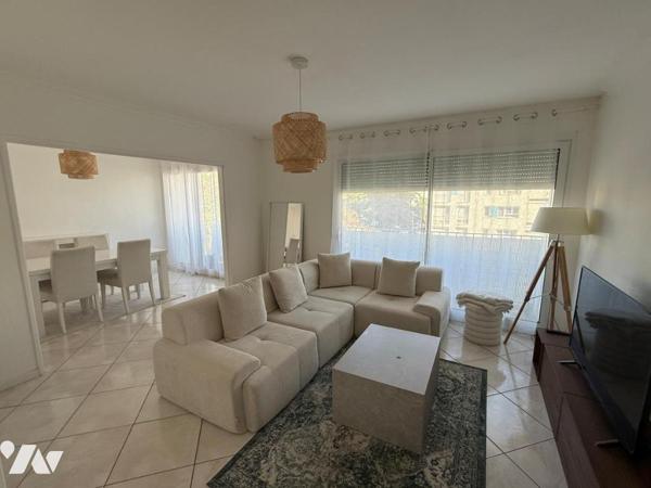 LAVAL, Quartier Murat, Appartement type 5 