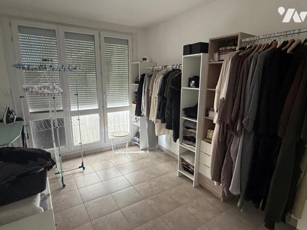 LAVAL, Quartier Murat, Appartement type 5 