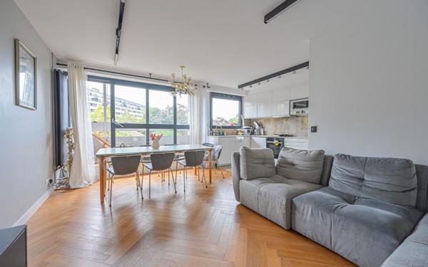 Appartement à vendre    4 pièces • 100,46 m2 Paris 19