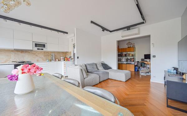 Appartement à vendre    4 pièces • 100,46 m2 Paris 19