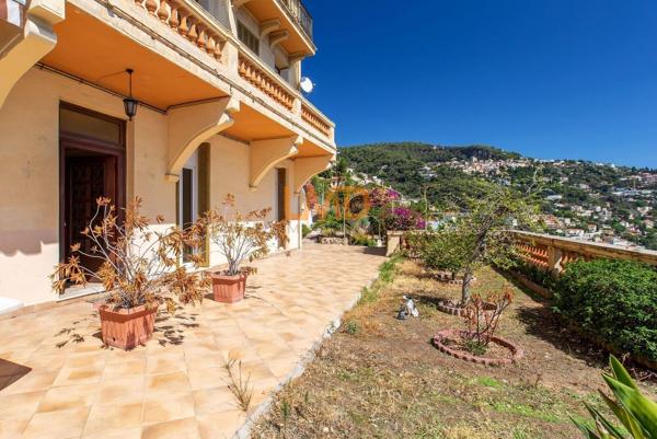 Roquebrune-Cap-Martin (06) : Propriété Niçoise 500m2 Vue Mer Féerique