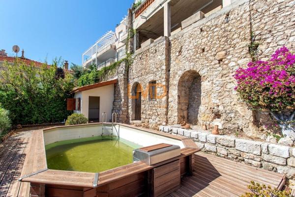 Roquebrune-Cap-Martin (06) : Propriété Niçoise 500m2 Vue Mer Féerique