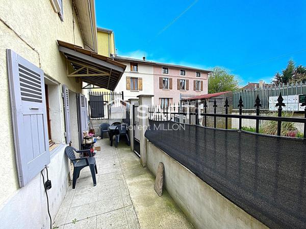 Maison 3 chambres + studio, proche école, commerces