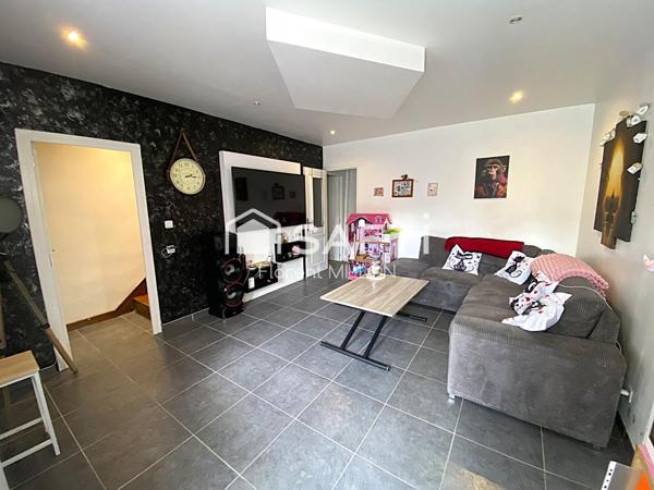 Maison 3 chambres + studio, proche école, commerces