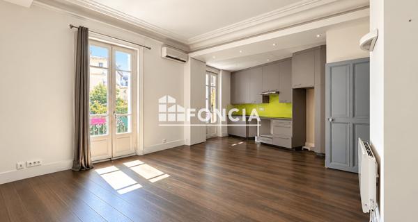 À vendre Appartement 3 pièces 74 m² - Avignon 84000
