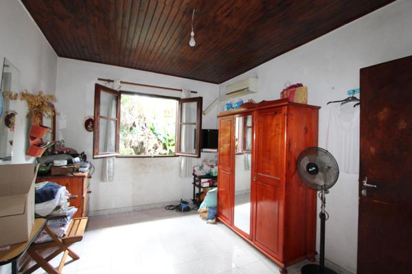 🔥 Investissement rentable – Maison créole avec potentiel 3 chambres + jardin piscinable – Saint-Pierre Ligne Paradis