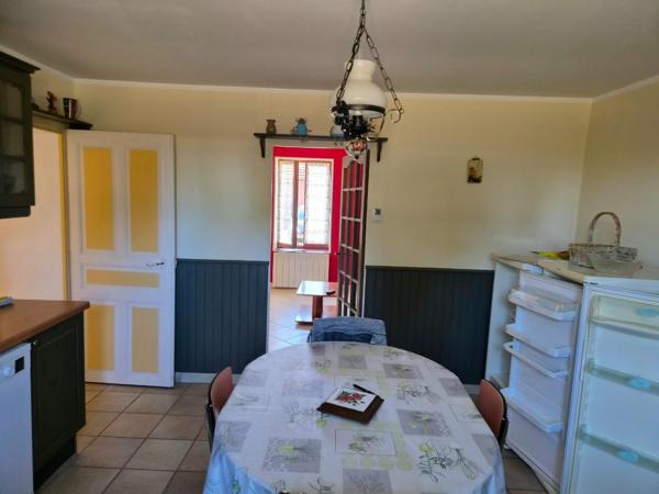 Belle maison avec grange et terrain