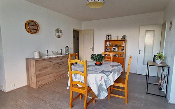 Appartement à vendre    3 pièces • 79,68 m2 Saint-Quentin