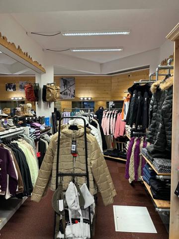 Très rare Magasin Location Skis au pied de pistes