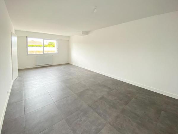 Maison Les Sables d'Olonne 4 pièces 91.78 m² 2 chambres jardin garage 1.2 km centre ville