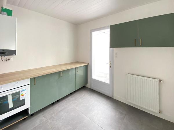 Maison Les Sables d'Olonne 4 pièces 91.78 m² 2 chambres jardin garage 1.2 km centre ville