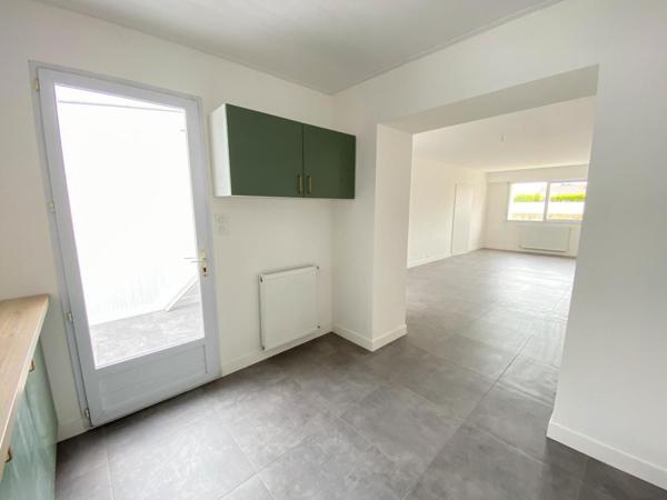 Maison Les Sables d'Olonne 4 pièces 91.78 m² 2 chambres jardin garage 1.2 km centre ville