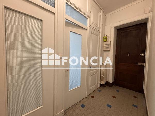 Location Appartement 2 pièces 53.7 m² - 21 BD EUGENE DERUELLE Lyon 69003