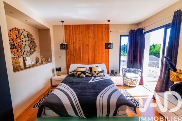 Maison à vendre 9 pièces 308 m² Saint-Louis