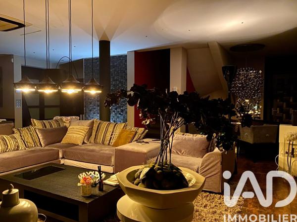 Maison à vendre 9 pièces 308 m² Saint-Louis