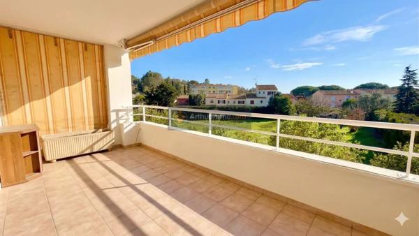 Vente Appartement 4 pièces 82 m2 à Saint-Raphaël