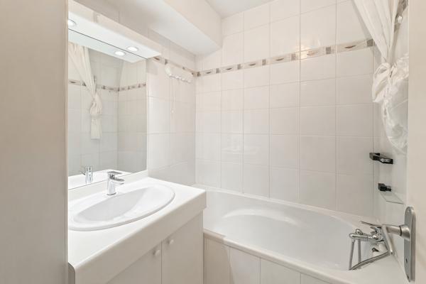 Appartement 5 pièces – 92 m² environ à Rennes (ref : 40378)