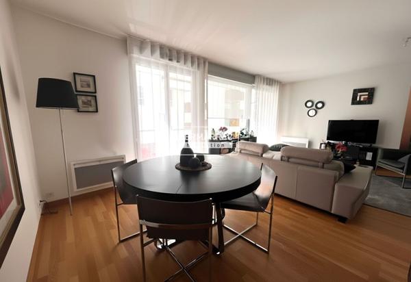 Appartement 5 pièces – 92 m² environ à Rennes (ref : 40378)
