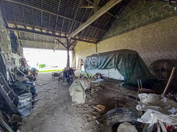 86140 LENCLOITRE Grange à réhabiliter ou à usage de stockage 155m² au sol