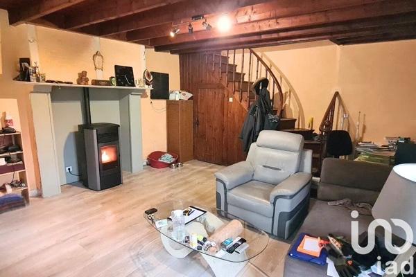 Maison 3 pièces de 90 m² à Marigny-Le-Lozon (50570)