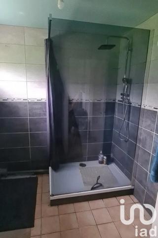 Maison 3 pièces de 90 m² à Marigny-Le-Lozon (50570)