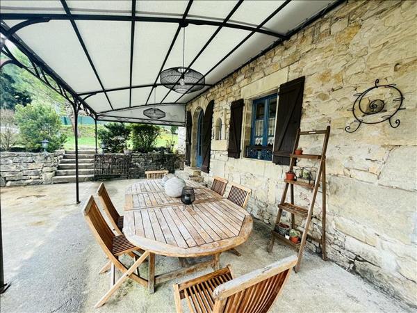 Maison à vendre |  Terrasson-Lavilledieu |  6 pièces | 130 m²