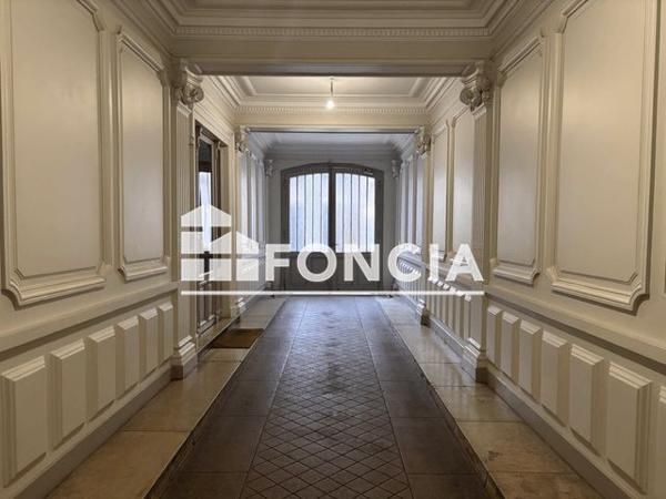 Location Parking - 47 RUE DE LISBONNE Paris 75008