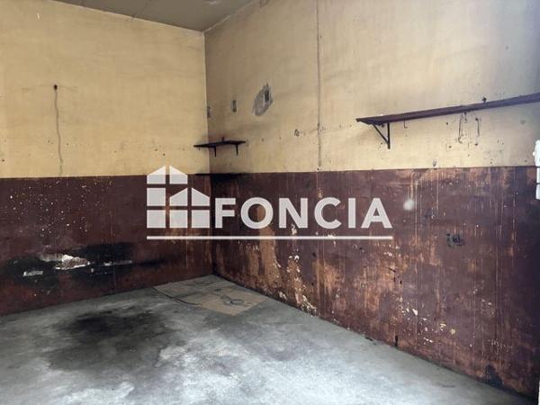 Location Parking - 47 RUE DE LISBONNE Paris 75008