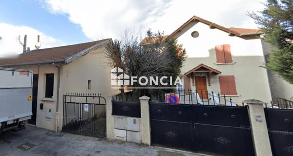 Location Parking - Villeurbanne 69100