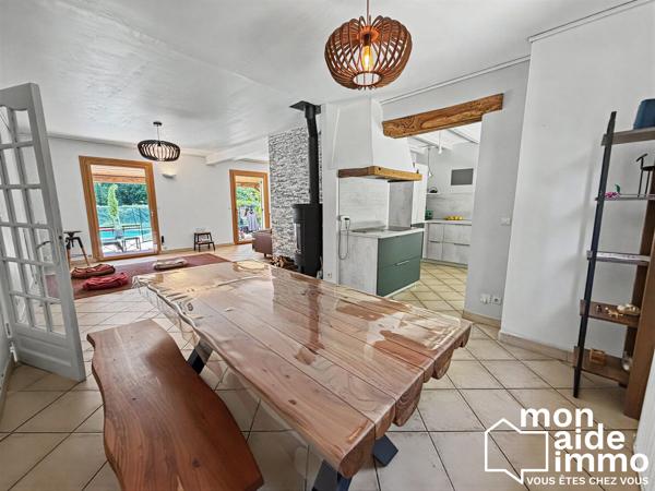 Charmante maison périgourdine avec piscine, double garage et aucun vis-à-vis