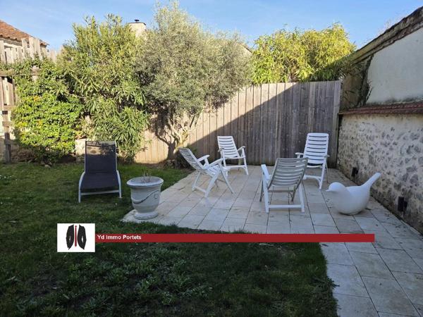 Maison en pierre de plain -pied Beautiran