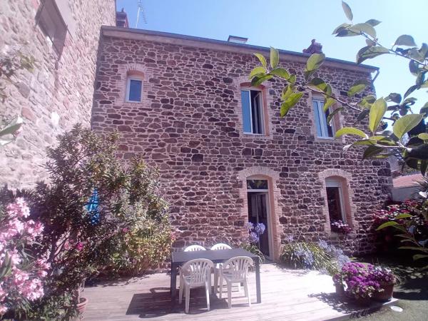 Maison 5 pièces – 114 m² environ à Saint-Malo (ref : 40419)