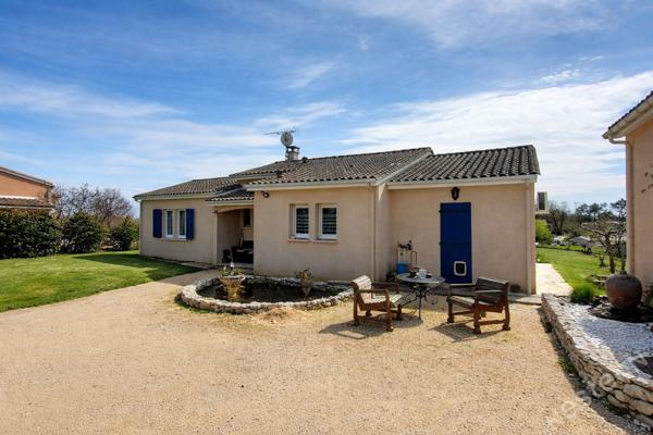 Maison de plain-pied, 130 m² habitables, Terrain 4 300 m²