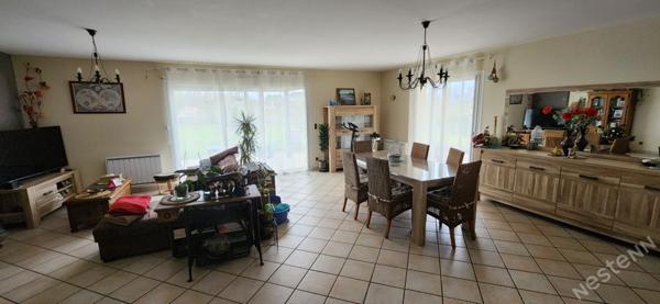 Maison de plain-pied, 130 m² habitables, Terrain 4 300 m²