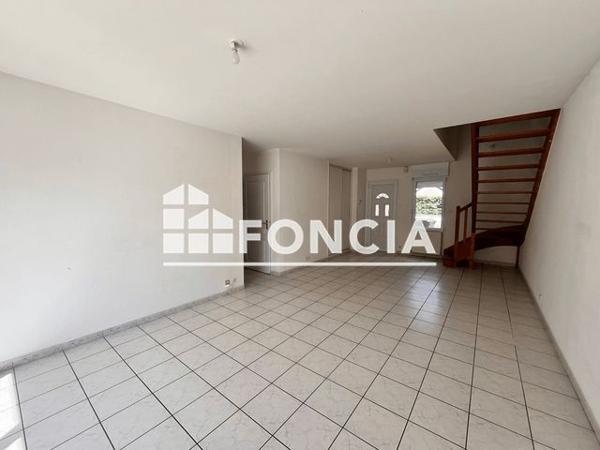 Location Maison 6 pièces 118 m² - 5 RUE DU JARDIN DES COURBES Sable Sur Sarthe 72300