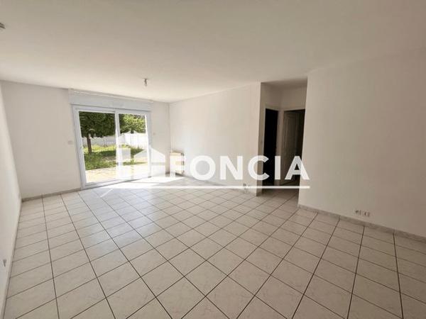 Location Maison 6 pièces 118 m² - 5 RUE DU JARDIN DES COURBES Sable Sur Sarthe 72300