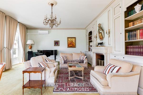 Grande villa cossue avec jardin quartier résidentiel prisé