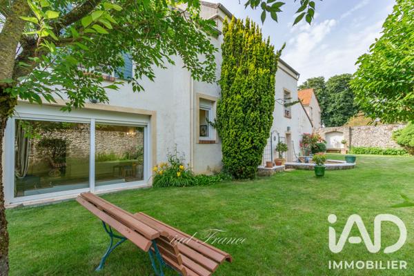 Maison à vendre 7 pièces 200 m² Les Alluets-le-Roi