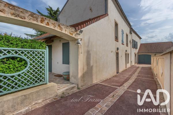 Maison à vendre 7 pièces 200 m² Les Alluets-le-Roi