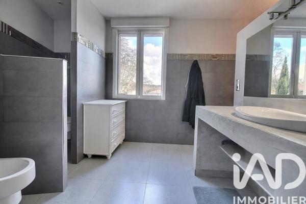 Appartement à vendre 6 pièces 216 m² Morières-lès-Avignon