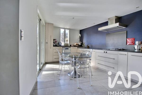 Appartement à vendre 6 pièces 216 m² Morières-lès-Avignon