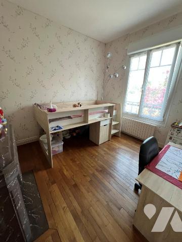 SAINT MARTIN DE LA PLACE maison avec 4 chambres 