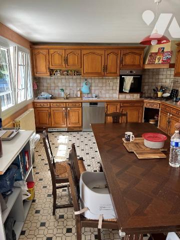 SAINT MARTIN DE LA PLACE maison avec 4 chambres 